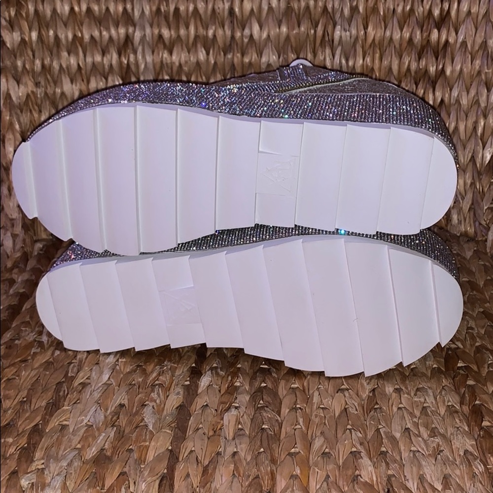 NIB YRU 💎Crystal LaLa Platform Sneakers💎💧 - Picture 8 of 8